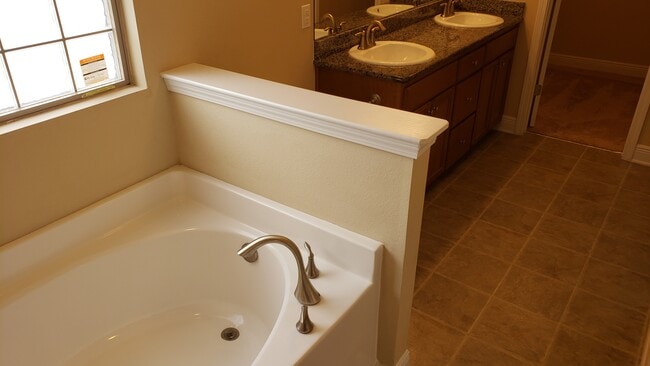 Building Photo - 6328 Parakeet Trail