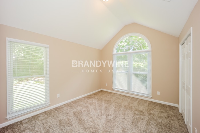 Building Photo - 151 Wakefield Dr