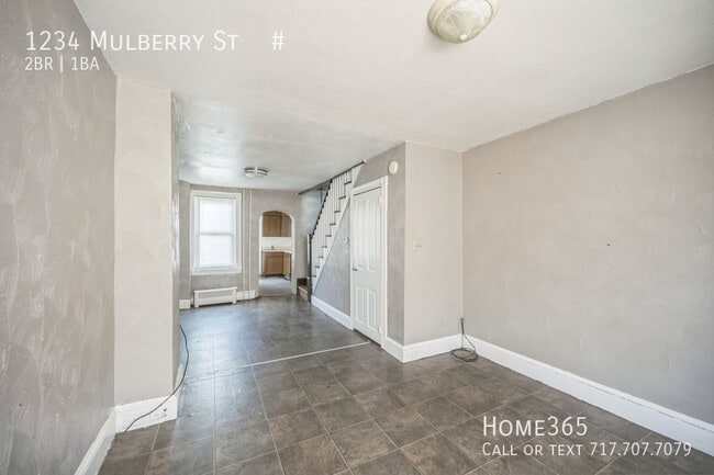 Building Photo - 1234 Mulberry St