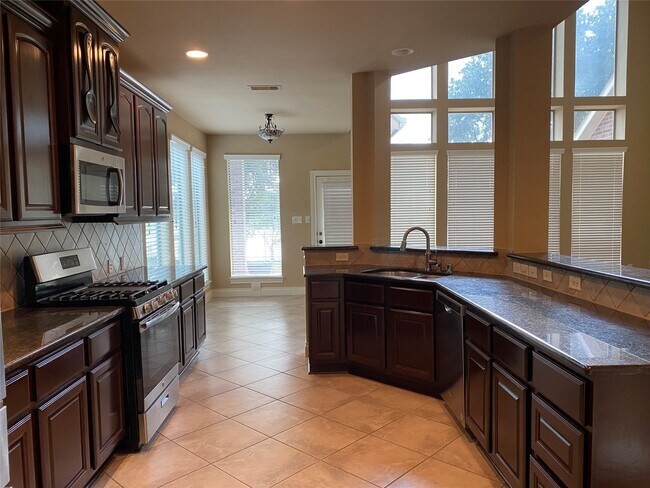 Building Photo - 25503 Lockspur Dr