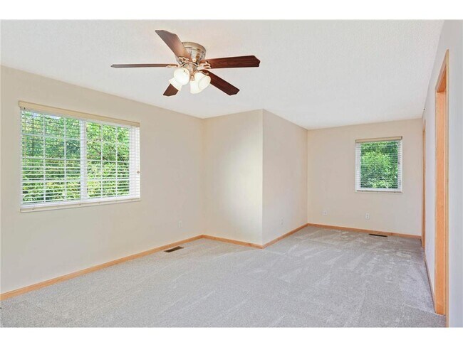 Building Photo - 4820 Underwood Ln N