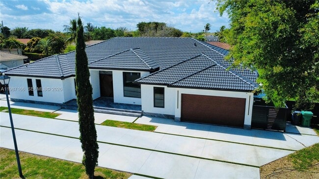 Building Photo - 19880 SW 134th Ave