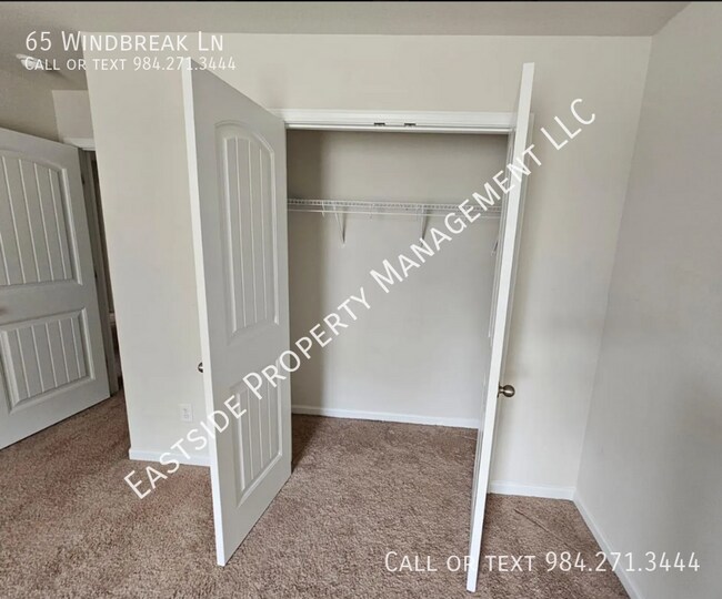 Building Photo - 65 Windbreak Ln