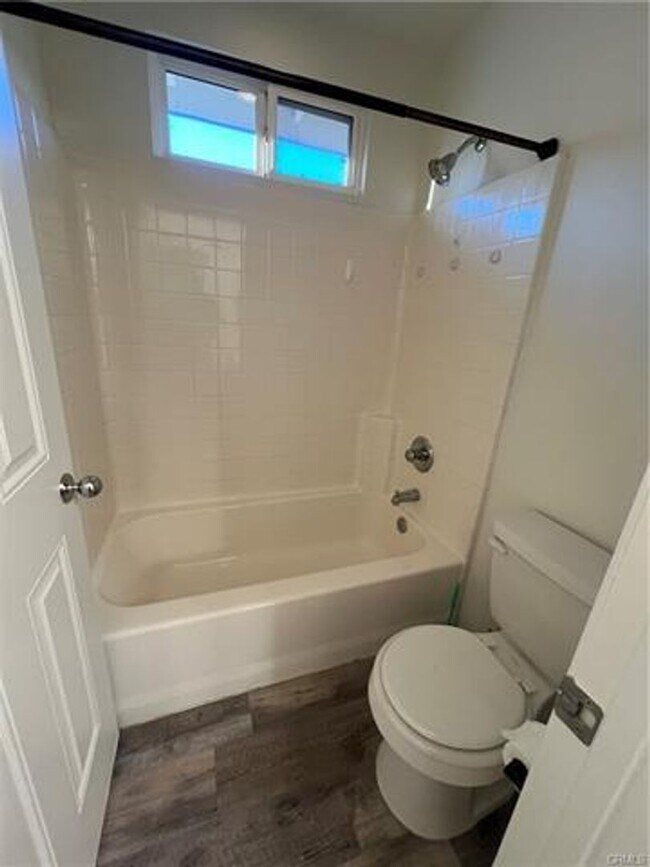 Building Photo - Beautiful Menifee Home Near Menifee Lakes Golf Course!