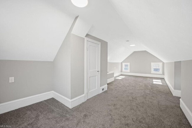 Building Photo - 1643 Lincoln Ave