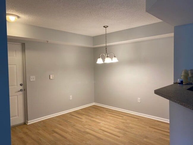 Building Photo - 2/2 Condo with Lake Views in Portofino at Jensen Beach