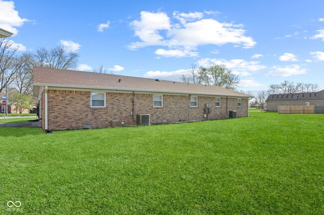 Building Photo - 296 Heritage Dr