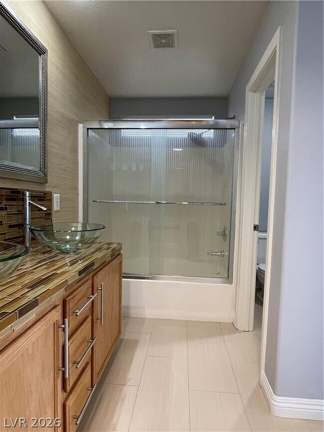 Building Photo - 1406 Maryland Heights Ave