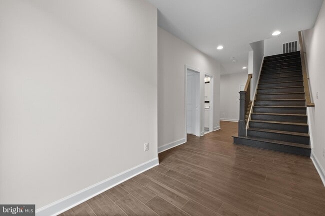 Building Photo - 42289 Porter Ridge Ter