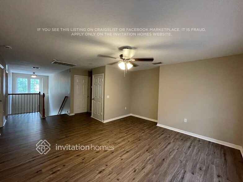 Building Photo - 12819 Solola Way