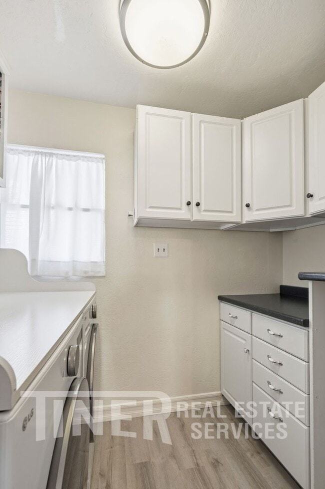 Building Photo - 4739 61st St