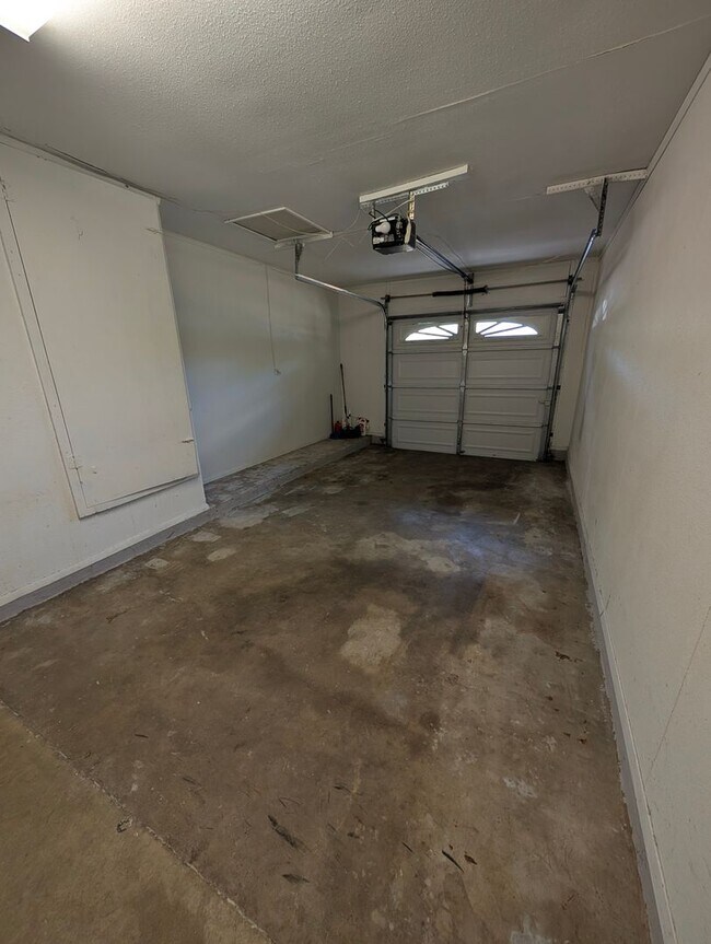 Building Photo - 4807 Copperbend Blvd