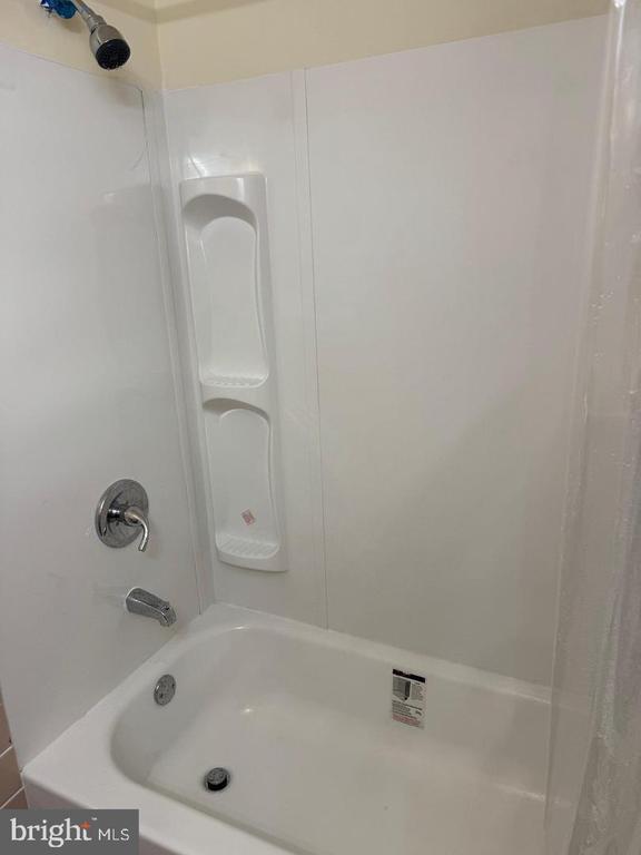 Building Photo - 5340 Holmes Run Pkwy