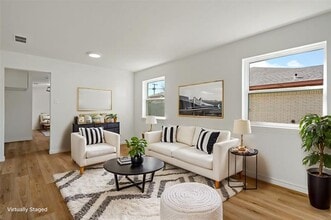 Building Photo - 12816-12818 Pandora Dr