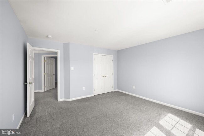 Building Photo - 8314 Sunnybrook Ct