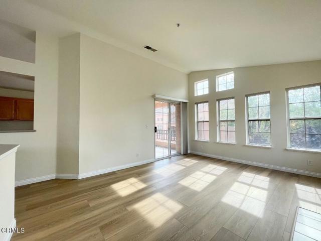 Building Photo - 723 Kingfisher Way