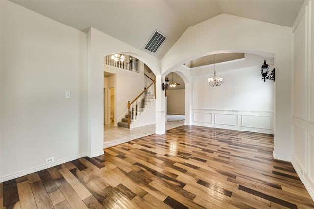 Building Photo - 1504 Grapevine Creek Dr