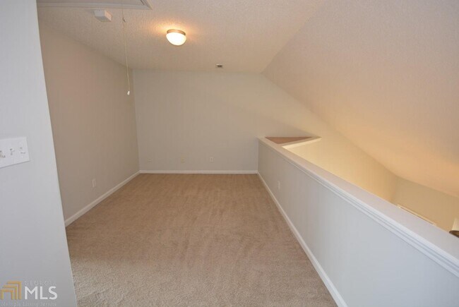 Building Photo - 5465 Oakley Commons Blvd