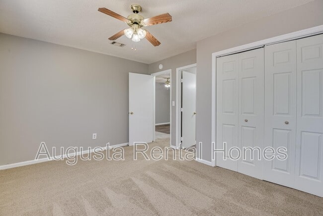 Building Photo - 2812C Thomas Lane