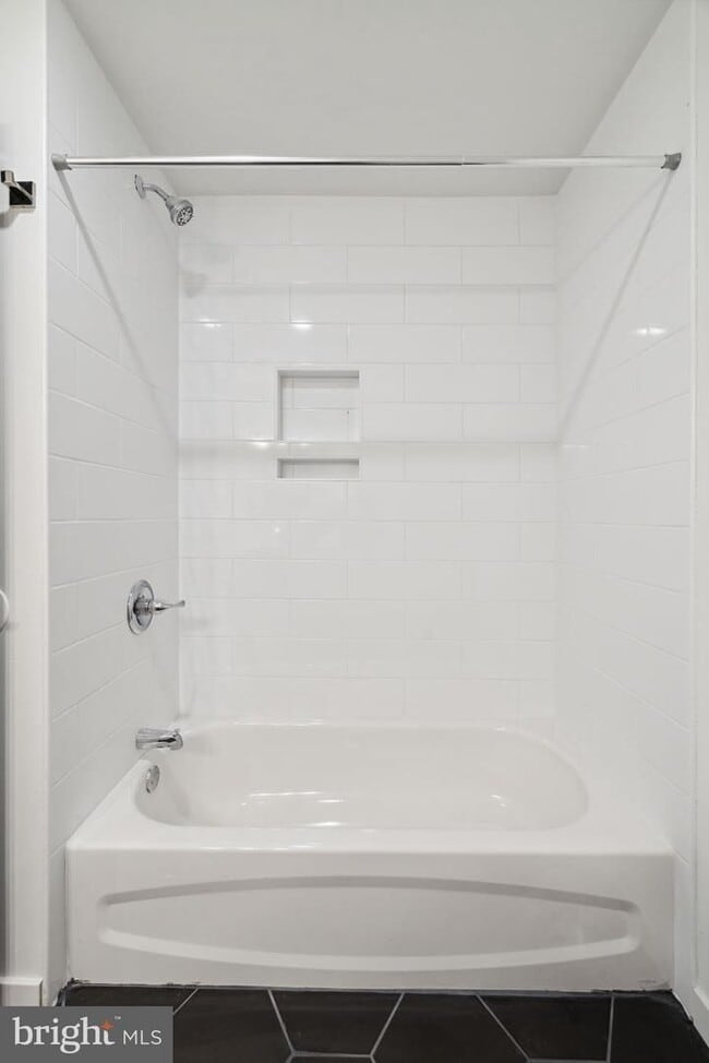 Building Photo - 5633 Warrington- New Construction 3 Bedroo...