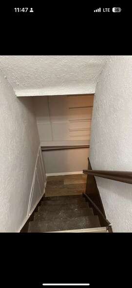 Building Photo - 735 Audrey Dr