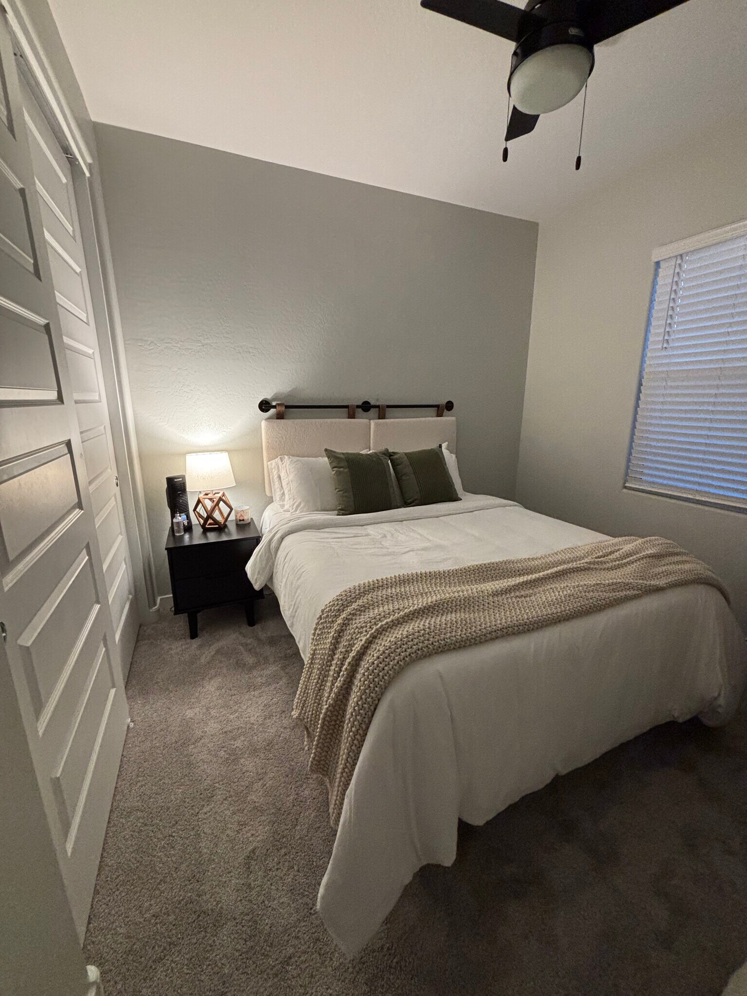Building Photo - 4055 E Brisa Dr