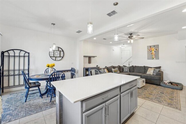 Building Photo - 6324 Camino Dr