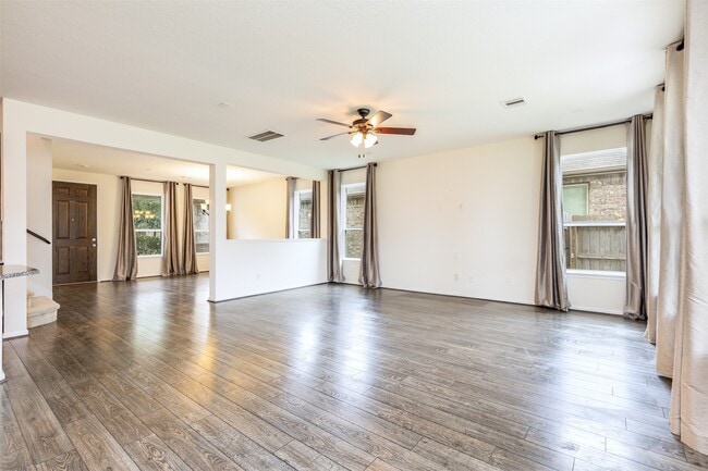 Building Photo - 15623 Hanover Breeze Ln
