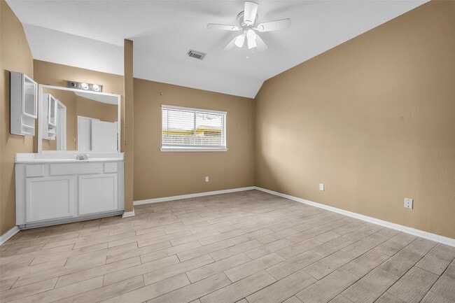 Building Photo - 1046 Willersley Ln