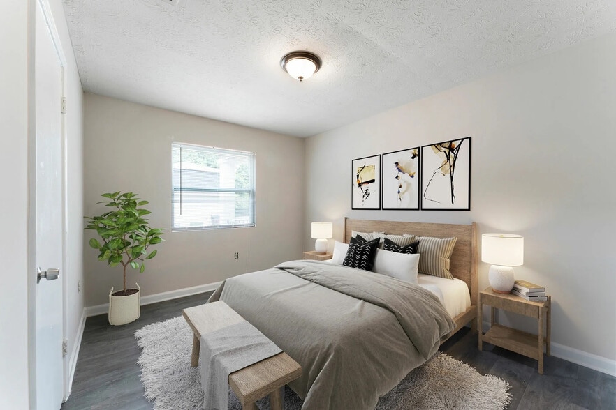 Building Photo - Room in Apartment on Mt Zion Rd