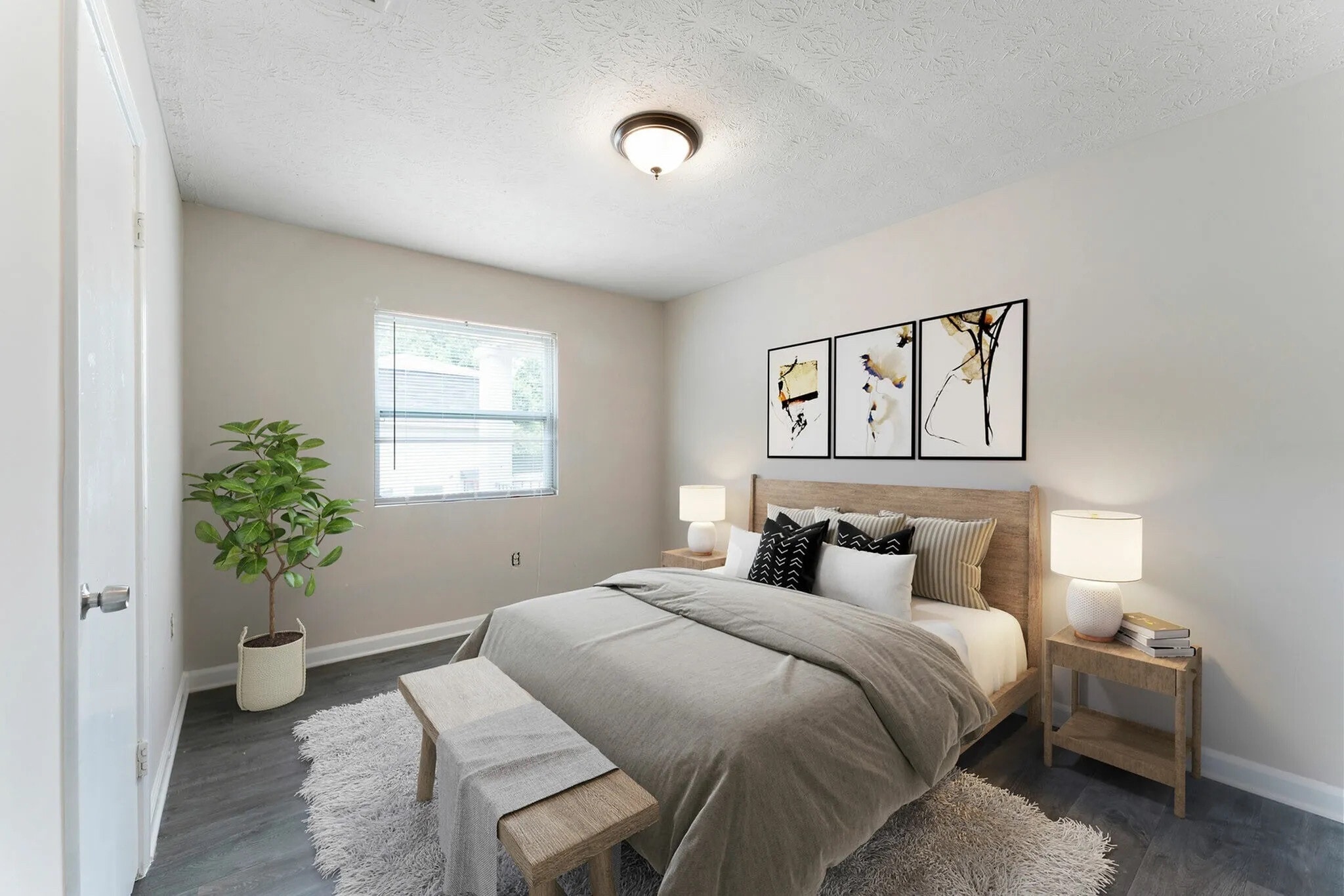 Building Photo - Room in Apartment on Mt Zion Rd