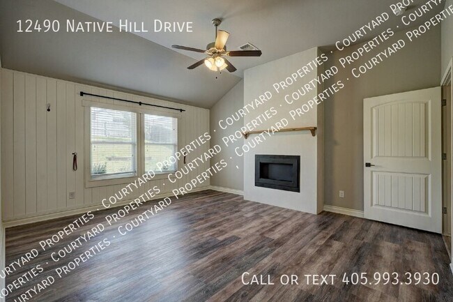 Building Photo - 12490 Native Hill Dr