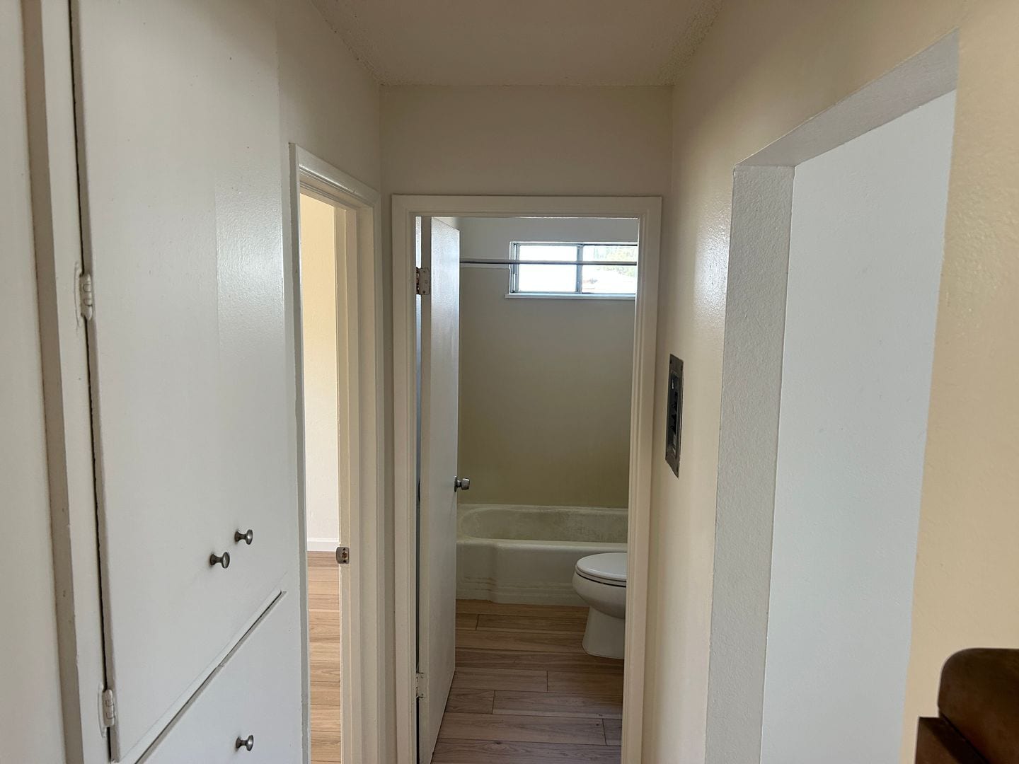 Building Photo - Maple 2