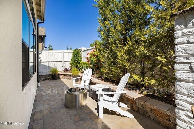Building Photo - 709 W Pleasant Oak Trl