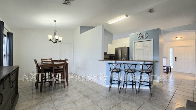 Building Photo - 1231 NW 22nd Ave