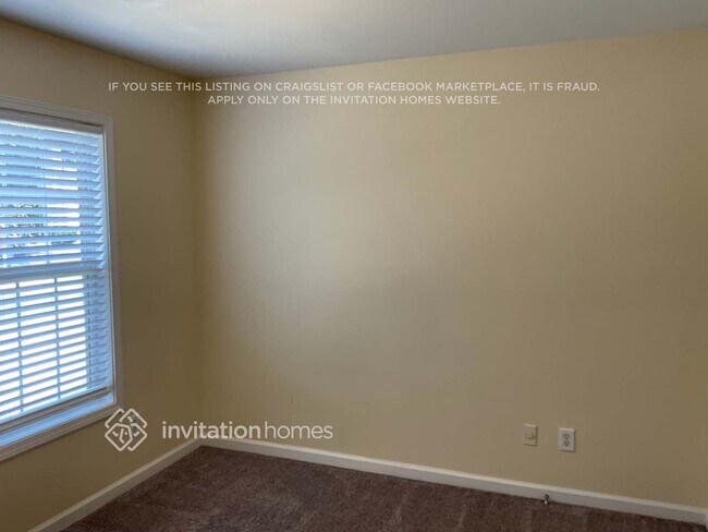 Building Photo - 4375 Red Rock Point