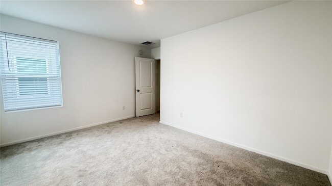 Building Photo - 21305 Carosella Dr