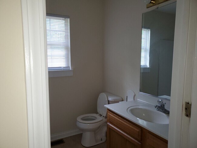 Building Photo - 197&amp;199 Scottie Drive