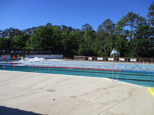 Building Photo - 610 Alhambra Lane