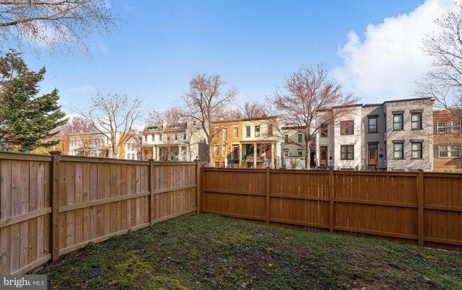 Building Photo - 1434 Potomac Ave SE