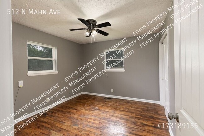 Building Photo - 512 N Mahn Ave