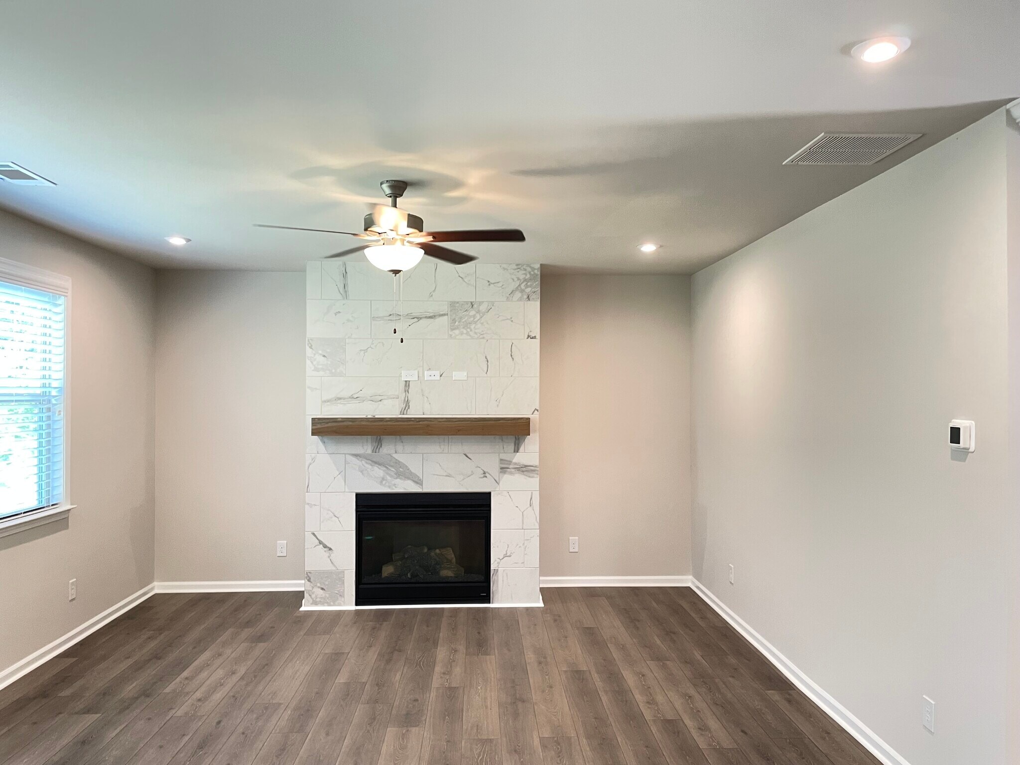 Building Photo - 5975 Stargazer Way
