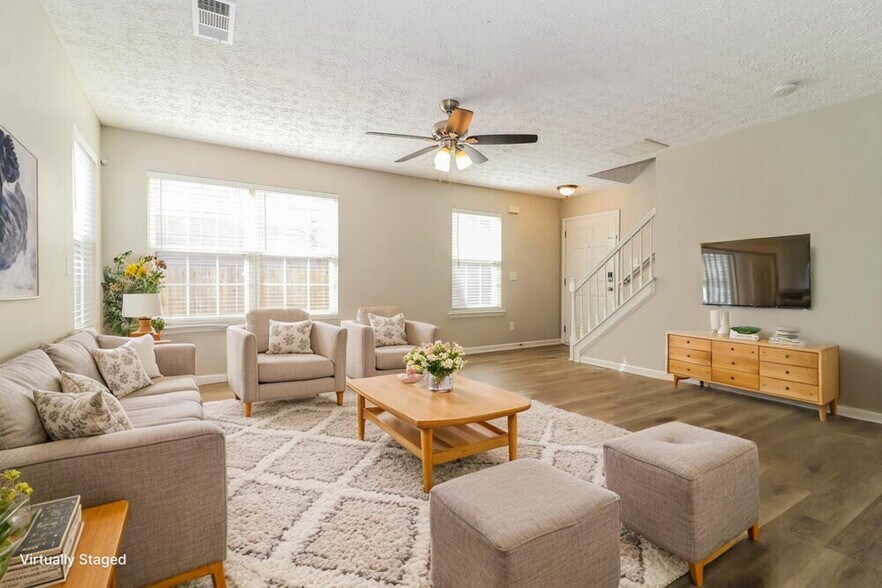Building Photo - 168 Ilex Dr