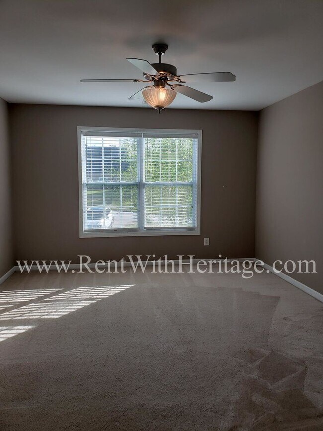 Building Photo - GORGEOUS HOME / UPGRADES GALORE/ GREAT LOCATION!!! CHAPEL HILL SCHOOLS