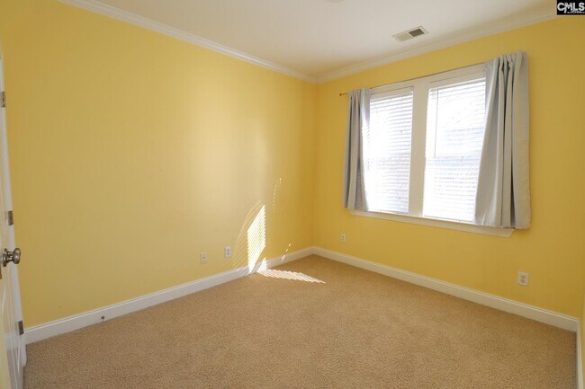 Building Photo - 1008 Woodrow St