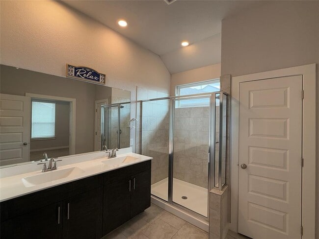 Building Photo - 18300 Emu Ln