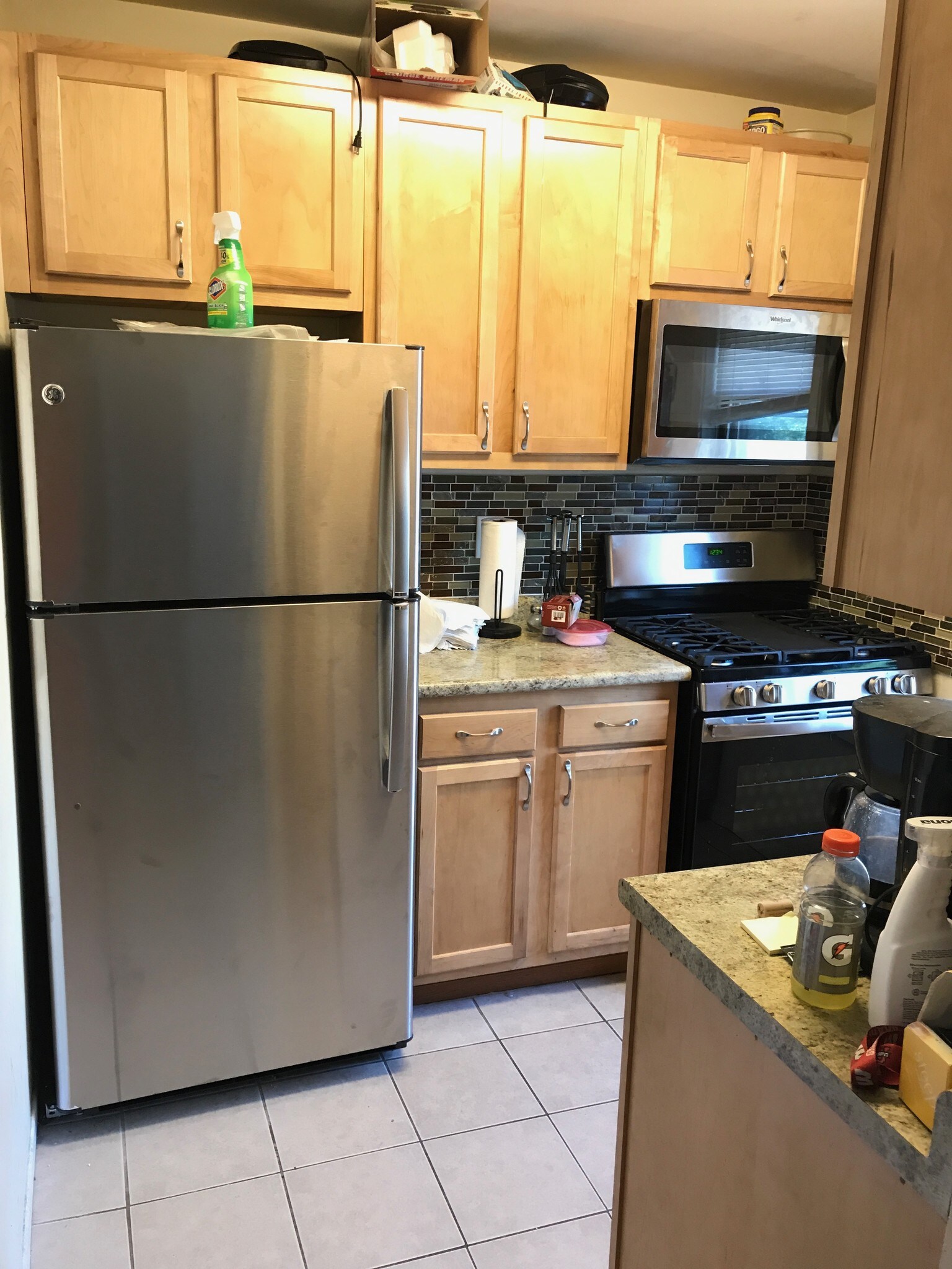 kitchen - 543 W Mifflin St