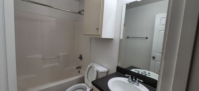 Building Photo - 2262 FM2864