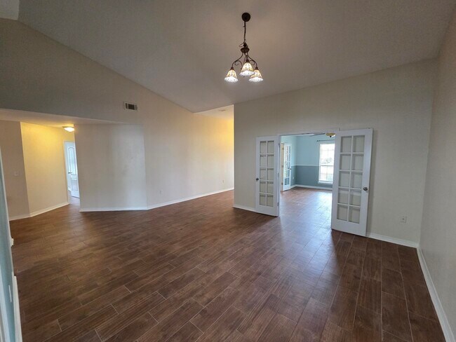 Building Photo - 9342 Pouder Ln