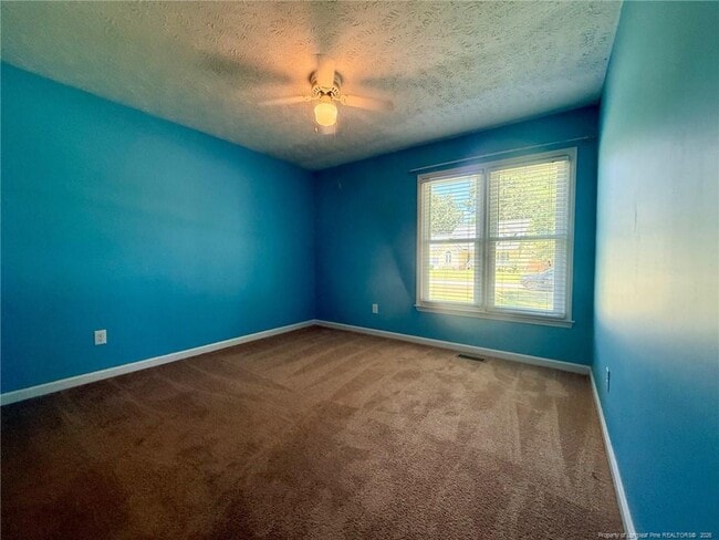Building Photo - 146 Greentree Dr
